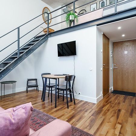 Dream Stay - Modern City Centre Lofts With Self Check-In Tallinn Exteriör bild