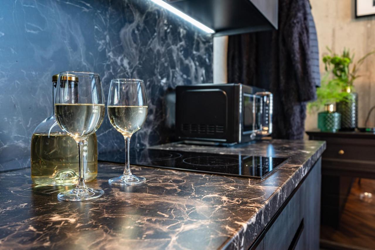 Dream Stay - Modern City Centre Lofts With Self Check-In Tallinn Exteriör bild